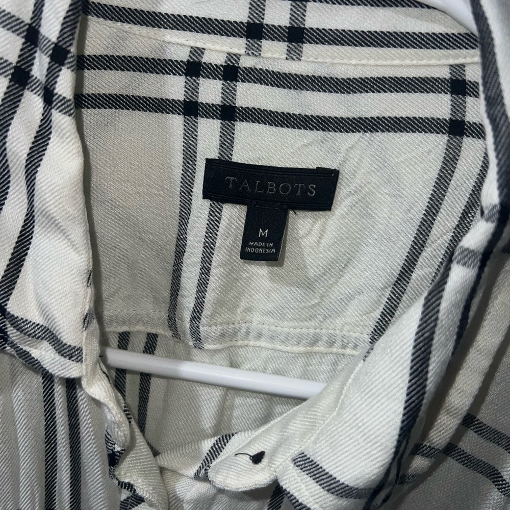 Talbots Button Down - Picture 2 of 4
